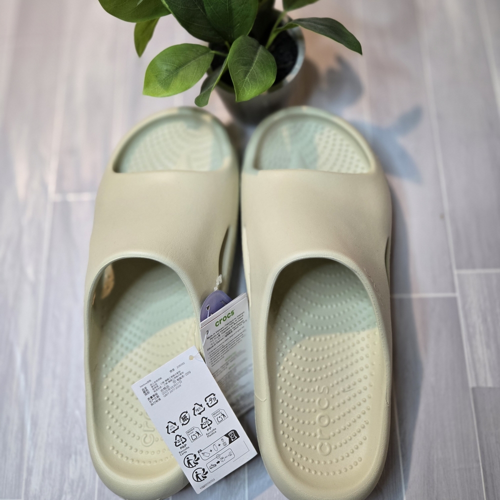 Crocs Beige Slide Sandals